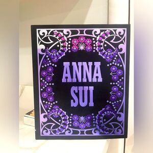 Anna Sui fashion coffee table book - Like New